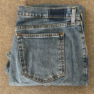 Abercrombie Mid-Rise Baggy Jean Size 32